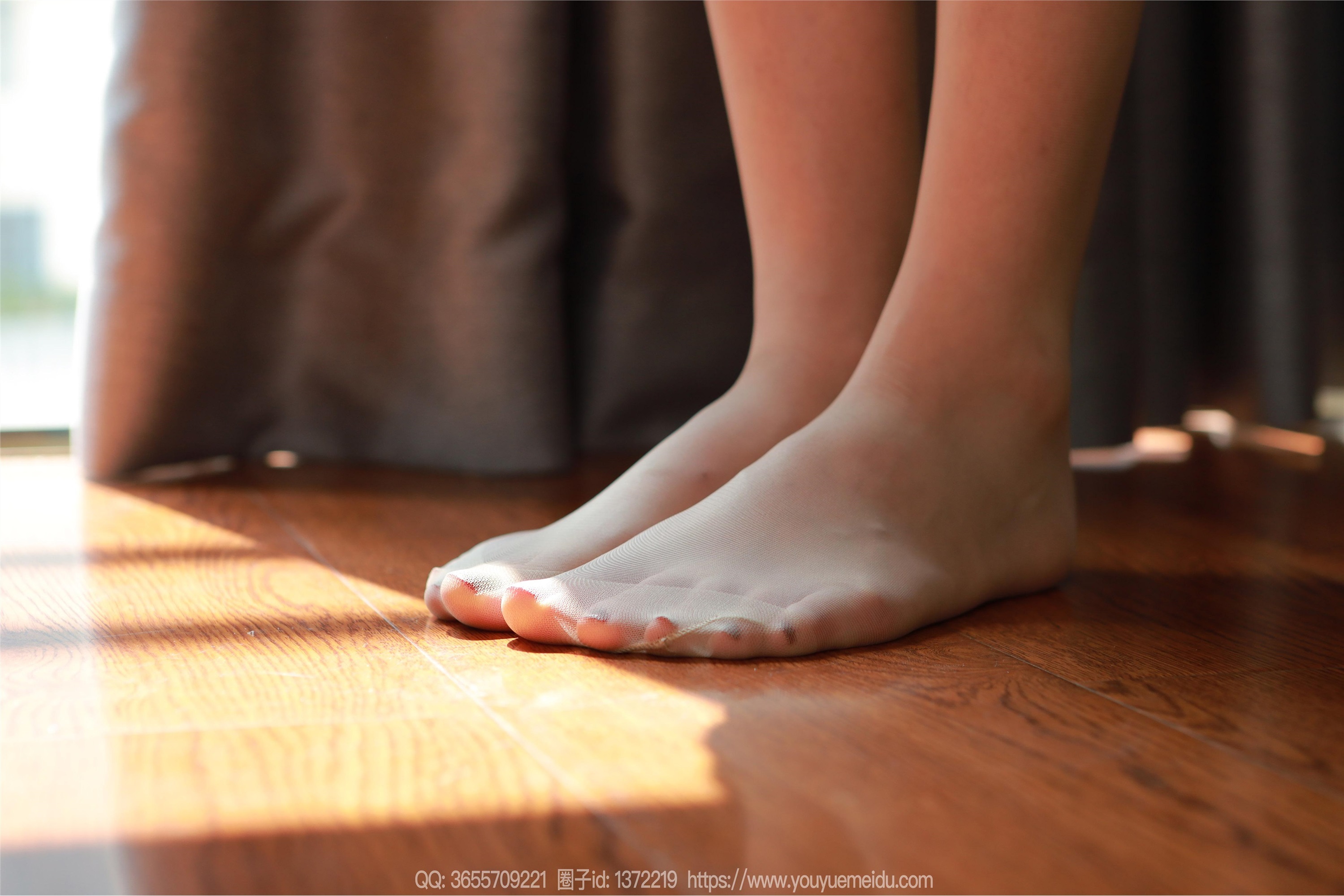 IESS异思趣向  2024.09.30 丝享家 1859 团团《素色旗袍 》